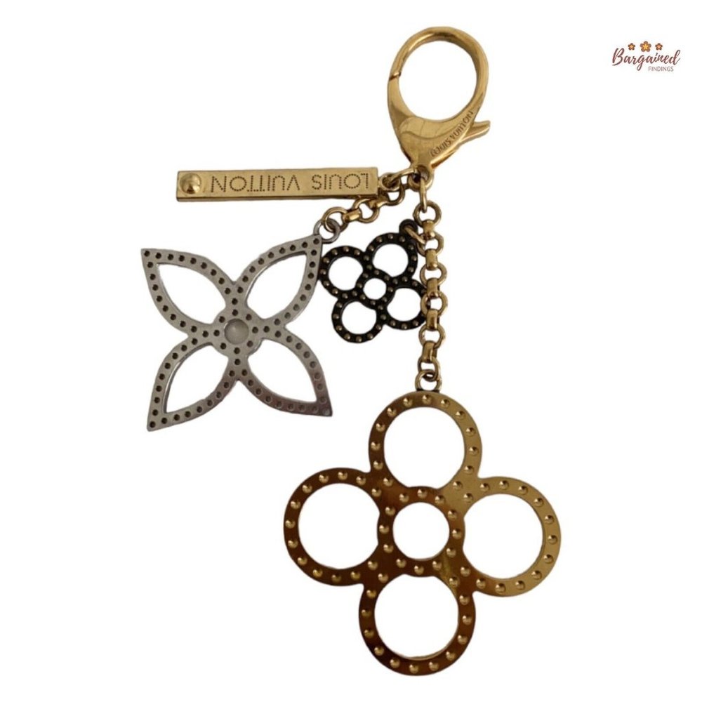 Authentic LOUIS VUITTON Goldtone Tapage Key Holder And Bag Charm - CK 1121